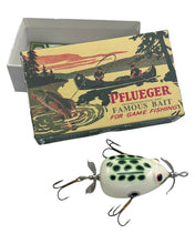 Load image into Gallery viewer, PFLUEGER KENT FROG FISHING LURE. CANOE BOX. WHITE ENAMEL
