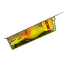 Load image into Gallery viewer, STORM FISHING WIGGLE WART LURE. V36 CHARTREUSE. OLD SCHOOL RED LABEL. tab
