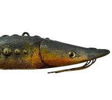 Lade das Bild in den Galerie-Viewer, Rare Sturgeon DFD Wood Decoy. Signed Folk Art Piece by Dave Perkins Duluth Fishing Decoys. whiskers
