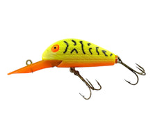Cargar imagen en el visor de la galería, REBEL LURES SUPER R with PAINTED LIP FISHING LURE. CHARTREUSE ON BODY SPECIAL PRODUCTION CRANKBAIT L
