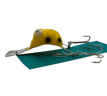 Load image into Gallery viewer, WEBER TACKLE YELLOW FLIP FROG TOPWATER FISHING LURE lip
