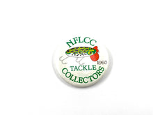 Lade das Bild in den Galerie-Viewer, 1993 NFLCC Tackle Collectors Button Pin — FRED ARBOGAST FROG JITTERBUG w/ RED PLASTIC LIP
