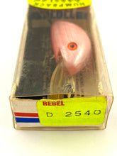 Cargar imagen en el visor de la galería, Toad Tackle • ToadTackle.net • ToadTackle.co • ToadTackle.us • REBEL HUMPBACK RATTLER &quot;Humpy&quot; Fishing Lure • D 2540
