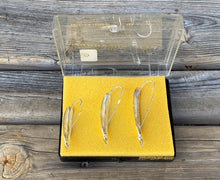 Load image into Gallery viewer, Open Box View of Antique Set of 3 JOHNSON&#39;S SILVER MINNOW Fishing Lures

