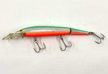 Load image into Gallery viewer, Toad Tackle • ToadTackle.net • ToadTackle.co • ToadTackle.us • Rebel FASTRAC JOINTED MINNOW Vintage Fishing Lure •  Rebel FASTRAC JOINTED MINNOW Vintage Fishing Lure • GREEN BACK/SILVER BODY/FLUORESCENT RED BELLY
