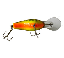 Load image into Gallery viewer, Belly View of BAGLEY BAIT COMPANY Diving B 2 Fishing Lure in DARK CRAYFISH on CHARTREUSE. Available at Toad Tackle.
