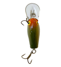 Load image into Gallery viewer, Top View of PRADCO Era BANDIT LURES 1100 SERIES Fishing Lure in 22 PARROT. For Sale Online at Toad Tackle.
