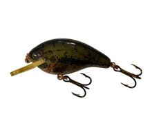 Load image into Gallery viewer, Left Facing View of REBEL LURES SUPER TEENY R Fishing Lure in NATURALIZED BASS
