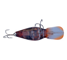 Load image into Gallery viewer, Belly View of STORM LURES MAGNUM WIGGLE WART Fishing Lure in PHANTOM BROWN CRAYFISH
