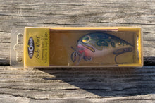 Load image into Gallery viewer, New in Box • Vintage STORM LURES Size 7 Subwart Fishing Lure • GREEN FROG
