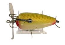 Charger l&#39;image dans la galerie, Jim Donaly • McCagg&#39;s BARNEY Wood Lure • SCALE (PERCH)
