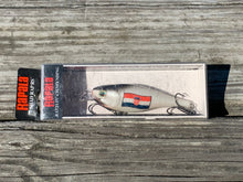 Load image into Gallery viewer, CROATIA • RAPALA SHAD RAP RS SRRS-7 Fishing Lure • WORLD FLAG SPECIAL EDITION
