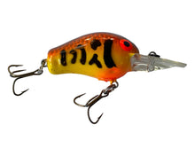 Charger l&#39;image dans la galerie, Right Facing View of BANDIT LURES 1100 SERIES Old Fishing Lure in SPRING CRAYFISH YELLOW
