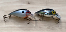 Load image into Gallery viewer, Lot of 2 • STORM LURES SHORT WART Fishing Lure • FV51 TENNESSEE SHAD &amp; FV103 METALLIC SILVER/BLACK BACK
