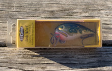 Load image into Gallery viewer, New in Box • Vintage STORM LURES Size 7 Subwart Fishing Lure • GREEN FROG

