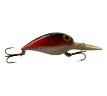 Lade das Bild in den Galerie-Viewer, Right Facing View of STORM LURES Side Stamped WIGGLE WART Fishing Lure in RED SCALE
