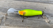 Load image into Gallery viewer, OLDER BANDIT LURES 400 SERIES Fishing Lure • 228 M PURPLE GOLD STRIPE MATTE
