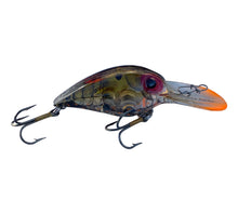 Load image into Gallery viewer, Right Facing View of STORM LURES WIGGLE WART Fishing Lure in V86 PHANTOM GREEN CRAYFISH
