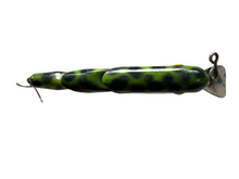 Load image into Gallery viewer, Back View of The GEN-SHAW BAIT Vintage Fishing Lure in FROG
