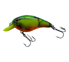 Lade das Bild in den Galerie-Viewer, Left Facing View of COTTON CORDELL 7800 Series BIG O Fishing Lure in NATURAL CHARTREUSE CRAW
