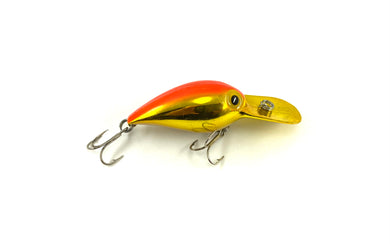 Right Facing View of STORM LURES Wiggle Wart Fishing Lure in METALLIC GOLD/FLUORESCENT RED BACK