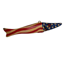 Load image into Gallery viewer, Additional Right Facing View of Jim Perkin&#39;s DULUTH FISHING DECOY (DFD) USA FLAG Musky
