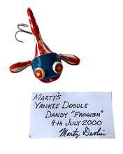 Charger l&#39;image dans la galerie, Signed Business Card with Bait View of MARTY&#39;S YANKEE DOODLE DANDY &quot;FROGGISH&quot; Fishing Lure Handmade by MARK M. DEVLIN JR. Available at Toad Tackle.
