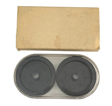 Load image into Gallery viewer, jet cast fishing line. antique fishing ephemera. underside
